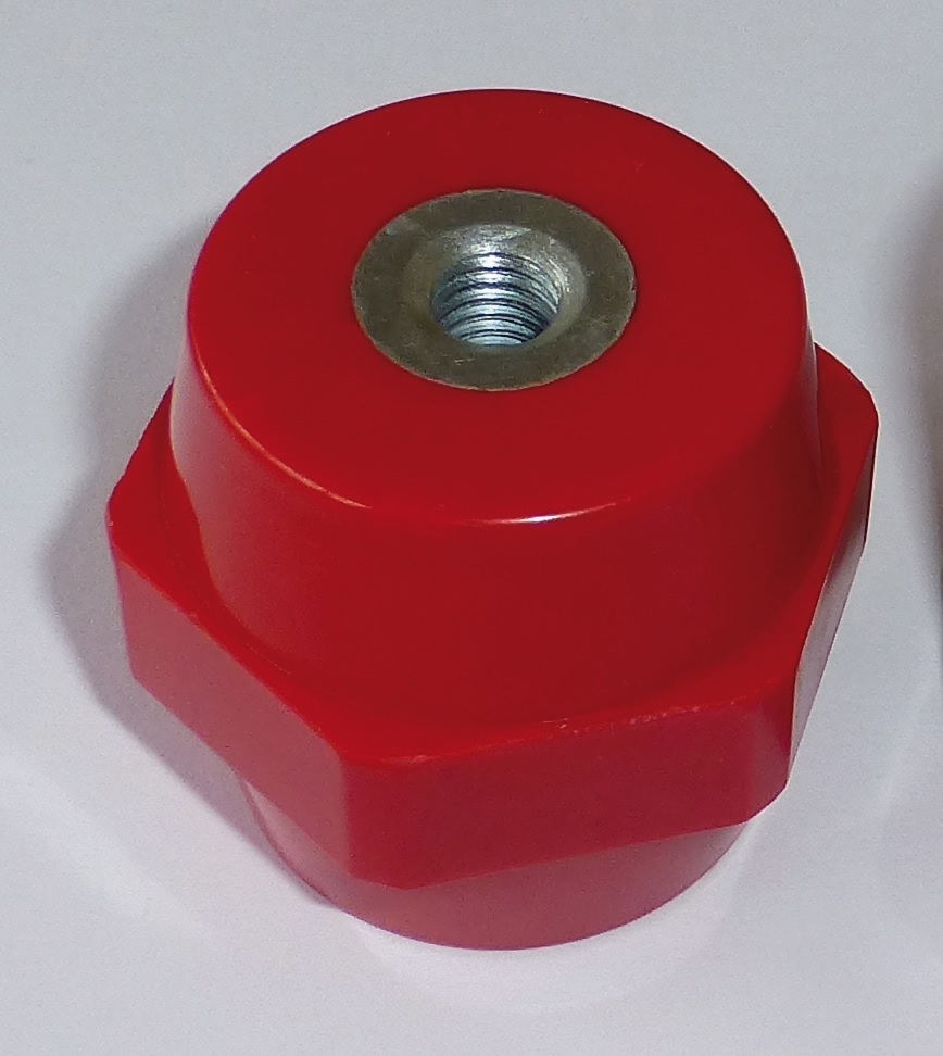 Foto artículo  Ocomprhex aislador Bt  25mm M6 rojo  (133.95061728395x150)